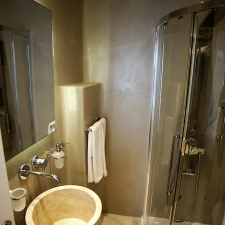 Kalypso Aparthotel Nausa