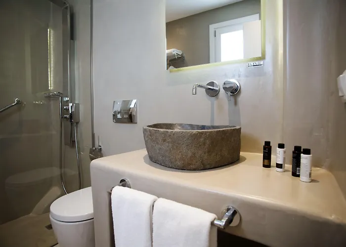 Kalypso Aparthotel 4*